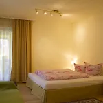 Europa Tirol Affittacamere 4*